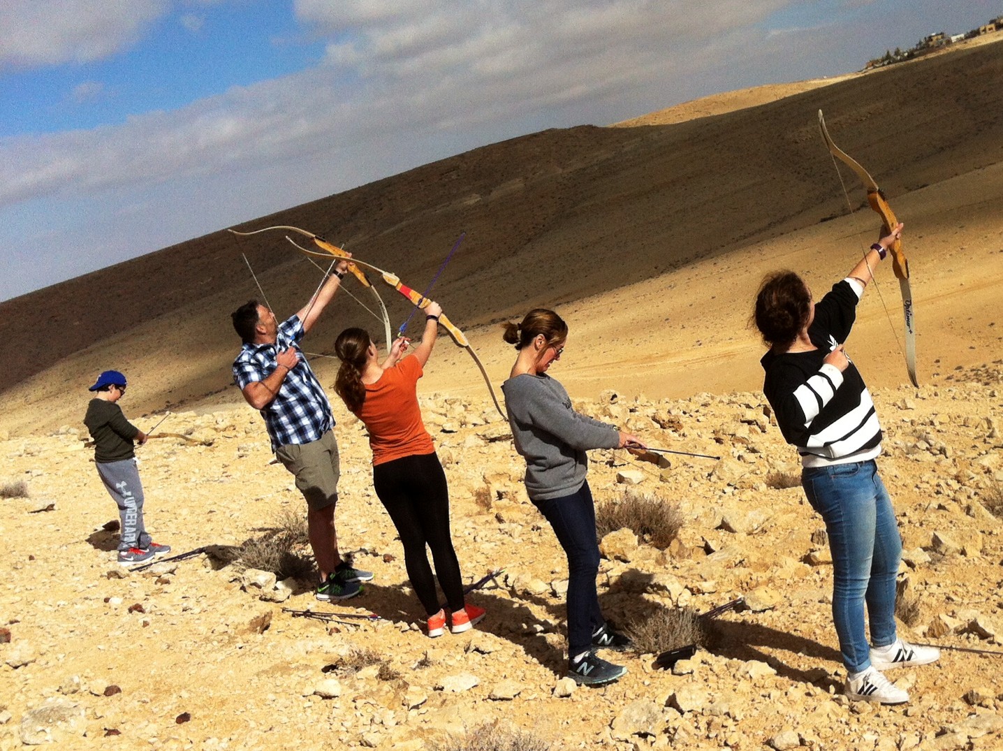 משחקים בחץ וקשת (צילום: יח''צ)